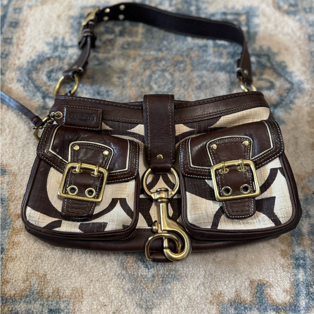 Coach Vintage Leather Brown and Cream Women's Bag - Picture 2 of 9